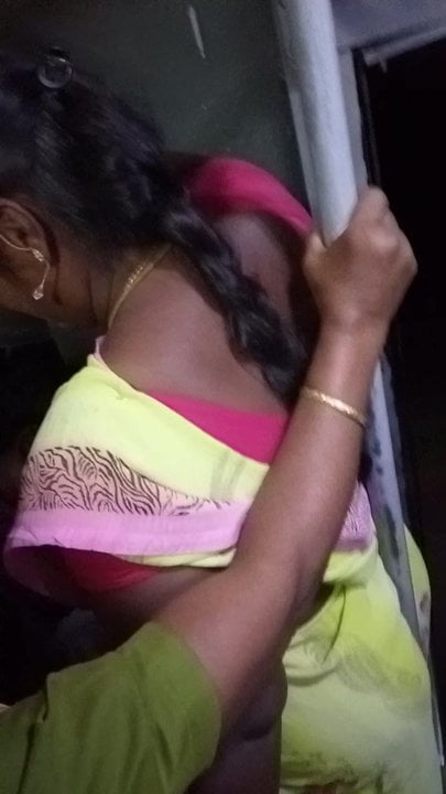 Tamil Hot Aunty Ass In Bus