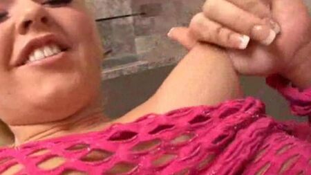 Sperma im Mund Tiana