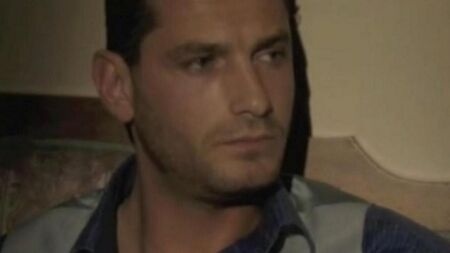 Die Braut in der Hochzeitsnacht befriedigte viele