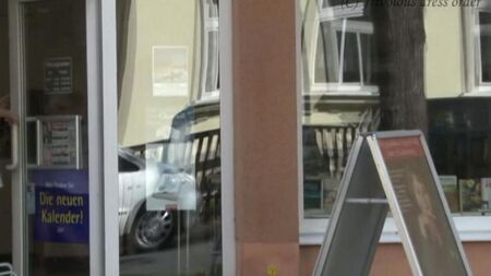 Ohne Höschen auf der Straße