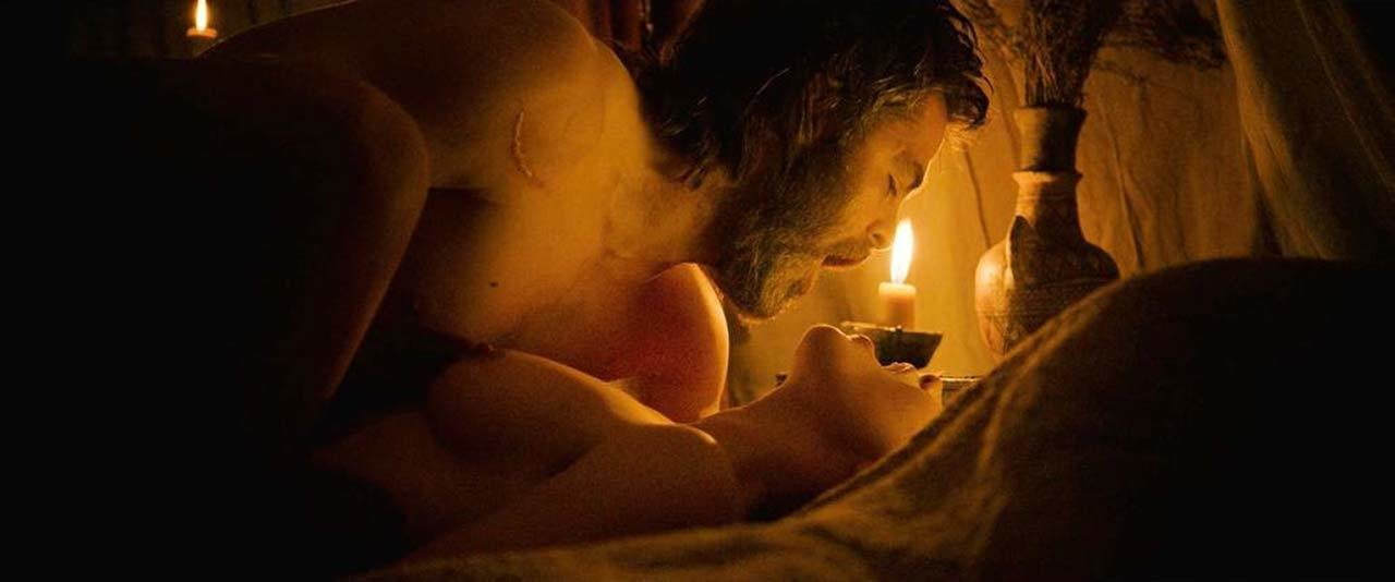 Florence Pugh Nude Sex In Outlaw King On Scandalplanet Com