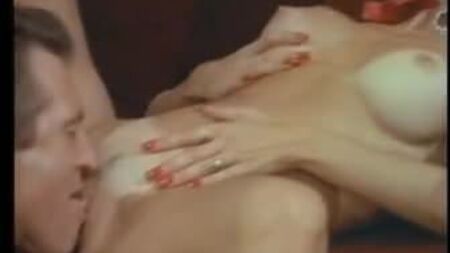 Moana Pozzi in „Foursome – Naked Goddess 2“ (1994)