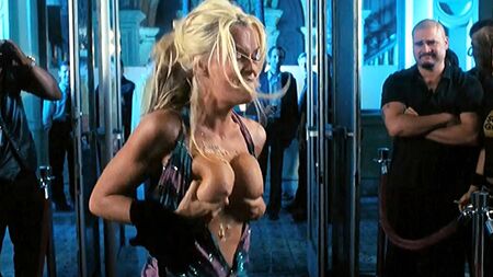 Jenny McCarthy: Nackte Brüste in einem schmutzigen Liebesskandal – PlanetCom