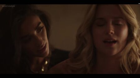 Elizabeth Lail – You S01E01–10 (2018) 1080p Nackt? Sexy! Online anschauen / Elizabeth Lail – You