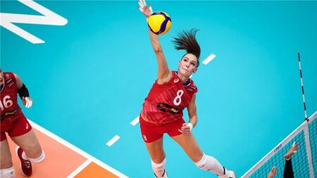 Nataliya Goncharova – eine wunderschöne und beeindruckende Volleyballspielerin (HD)