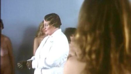 Pamela Sue Martin oben ohne