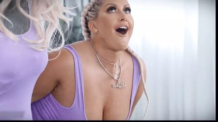 Mz Dani – Heiße blonde Milf