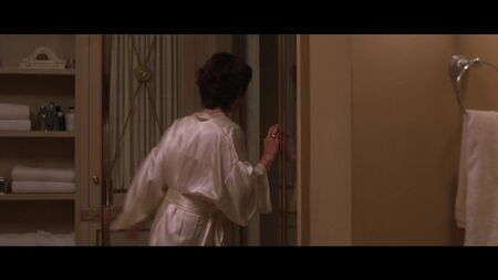 Robin Tunney und andere nackt – End of Days (1999) HD 1080p