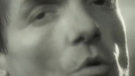 Falco – Naked Uncensored 1996 (Offizielles Musikvideo)