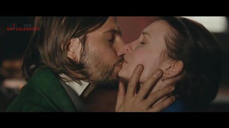 Mia Wasikowska – Madame Bovary 2014