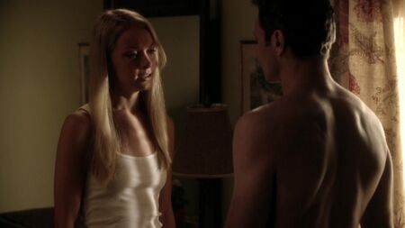 Rachel Skarsten nackt – Transporter: Die Serie, Staffel 1, Folge 3 (2012) HD 1080p