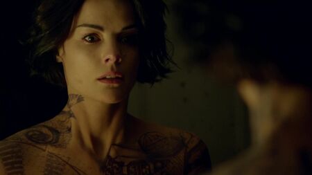 Jaimie Alexander nackt – Blindspot (2015) – Staffel 1, Folge 1 (1080p)