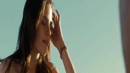 Kristen Stewart – Into the Wild