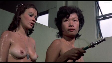 Pam Grier, Margaret Markov nackt – Black Mama White Mama (1973) 1080p