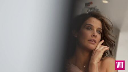 Cobie Smulders oben ohne – Women’s Health, Mai 2015
