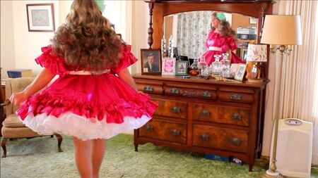 Modellkleid mit kurzer Bouffant-Silhouette