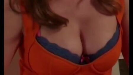 Jennifer Love Hewitt hat tolle Brüste