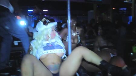 King Diamond im Stripclub „Max Da Don“ in Baltimore – „Spank Stakks“ live | WSHH _ worldstarcandy