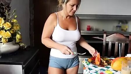 Die sexy reife Ehefrau 2