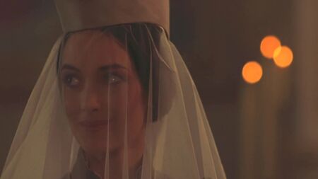 Sadie Frost, Winona Ryder, Monica Bellucci u. a. nackt – Dracula (1992)