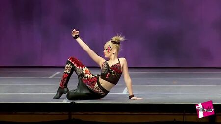Dance Moms – JoJo Siwa – Fancy