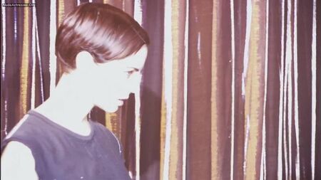 Mia Kirshner (Nacktszenen von Mia Kirshner in „The L Word“, Staffel 2, Folge 12, 2005)