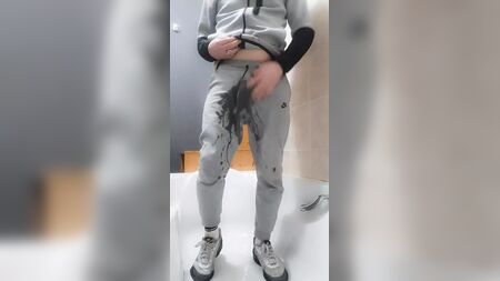 Nike Tech Fleece Piss