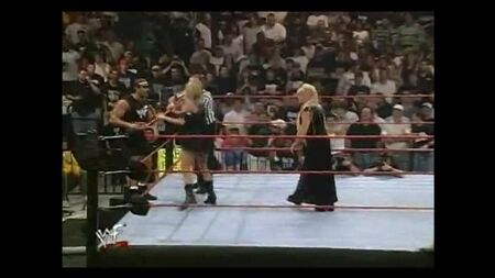[#My1] WWF Unforgiven: In Your House 1998 – Luna Vachon gegen Sable (Abendkleid-Match)