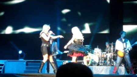 Miranda Lambert und RaeLynn – „Wake Up Call“