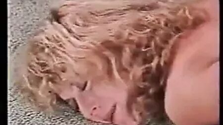 Die junge Nina Hartley beim ersten Analsex