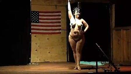 Burlesque in Übergröße – Black Mariah NY