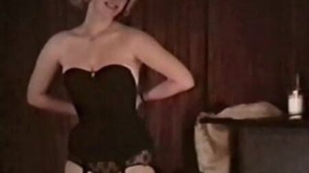BIG SPENDER – Vintage-Striptease-Dessous im Basque-Stil für Blondinen