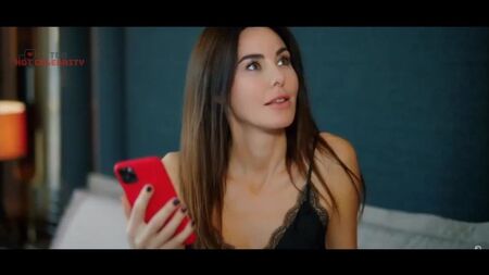 Defne Samyli – Sol Yanim 2020 S01E0203