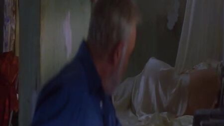 Catherine Zeta-Jones – Entrapment