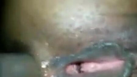 Ein geiler Gruppensex mit der versauten Brünetten