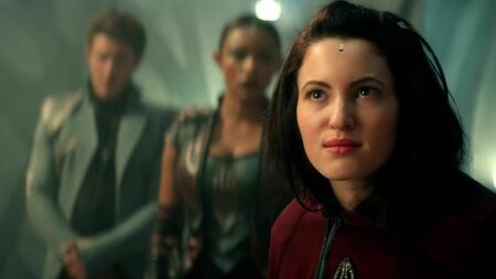 Emilia Burns. Ivana Baquero – Die Shannara-Chroniken, Staffel 1, Folge 4