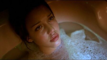 Jessica Alba – „Paranoid“