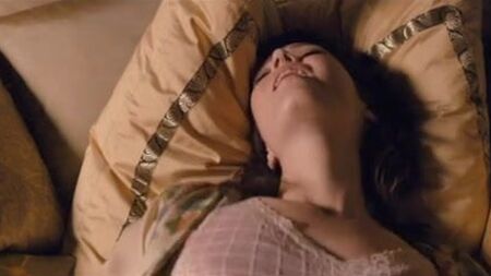 Mandy Moore – Swinging with the Finkels