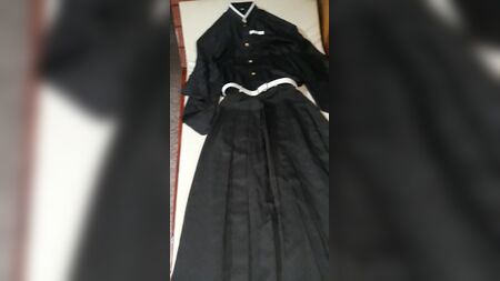 Sperma auf dem „Demon Slayer“-Muichirou-Cosplay-Kostüm