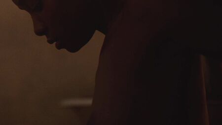 KiKi Layne oben ohne in „If Beale Street Could Talk“ – Brüste, Brustwarzen