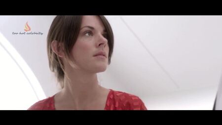 Sarah Butler – Moontrap Target Earth 2017