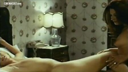 Barbara Bouchet – Nude-Kollektion