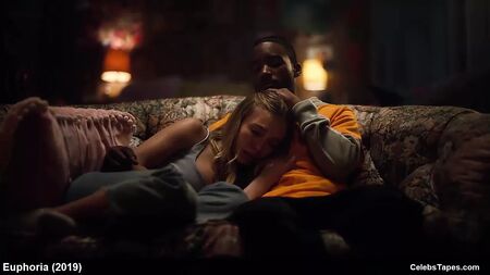 Barbie Ferreira, Hunter Schafer, Sydney Sweeney: Nacktfotos & Sex