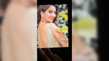 Telugu Manjusha – Hommage mit heißem Sperma