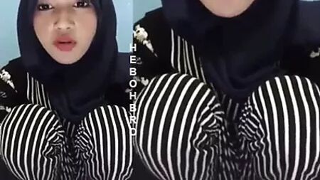 Hijab trinkt gerne Sperma