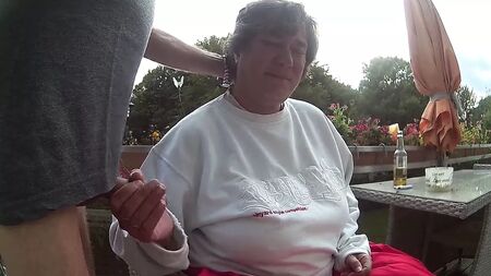 GRANNY: INSIDE EDITION!