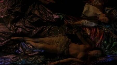 Monica Bellucci, Michaela Bercu, Florina Kendrick – Dracula
