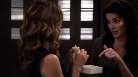 Angie Harmon, Sasha Alexander – Rizzoli & Isles, Staffel 1, Folge 3