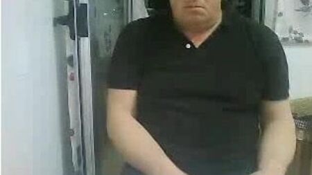 Die Füße heterosexueller Männer vor der Webcam #529