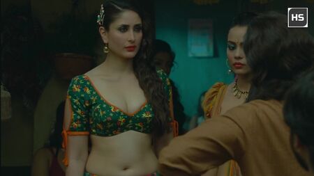 Kareena Kapoor – Heiße Kussszenen in 4K